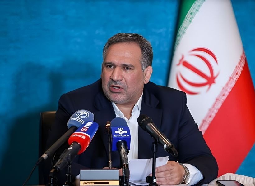 حجم تجارت خارجی نسبت به پارسال ۱۳ درصد و صادرات غیر نفتی ۱۴ درصد کاهش پیدا کرده است