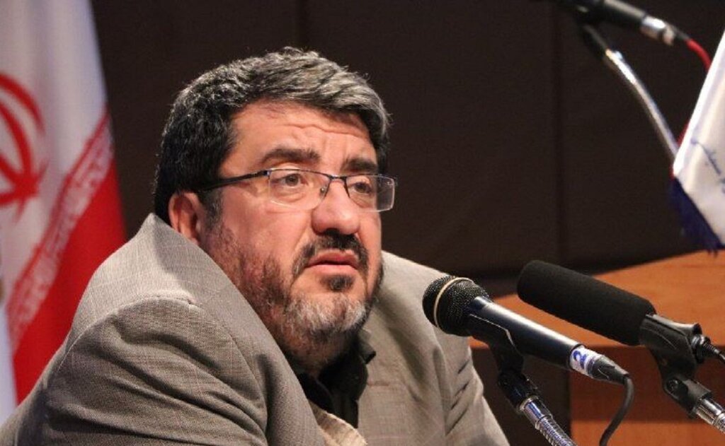آمریکا از ۴ سال قبل از پیروزی انقلاب، به دنبال تجزیه ایران به ۶ کشور بود/ شاه نوکر خوبی برای غربی‌ها بود اما دولت‌های غربی فرزند و جانشین او را خل و چلی می‌دانند که نمی‌توان ایران بزرگ با این همه منابع را به دست او سپرد