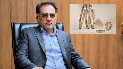 هر پلتفرم، پیج و سایتی که می‌خواهد آزادانه تبلیغات می‌کند و به مردم طلای آب‌شده جعلی و قلابی می‌فروشد، هیچ نظارتی روی کار این‌ها نیست