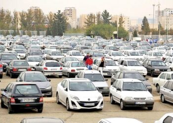 پیش بینی از افزایش قیمت خودرو در نیمه دوم سال/ خودرو در حال خروج از سبد خانوار ایرانی