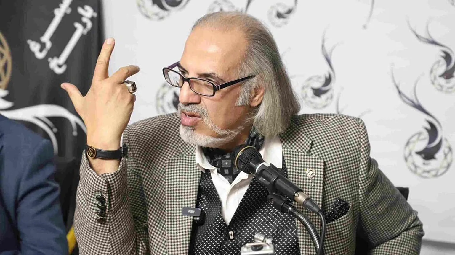 آمریکا در ظاهر می‌گوید برای مذاکره آماده است، ولی چند امتیاز مهم را هم می‌خواهد تا مذاکره کند/ آمریکا ما را وارد جنگ هیبت و شرافت کرده و به این‌ راحتی نمی‌شود به درخواست‌هایش پاسخ مثبت داد
