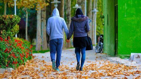 جهیزیه یا وام ازدواج؟ کدام به نفع استقلال زوج‌هاست؟