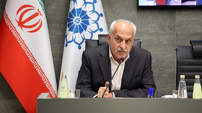 گلایه صریح کیوان کاشفی درباره خروجی اولین نشست کمیته مشترک اتاق ایران و بانک مرکزی / قول‌هایی می‌دهند ولی در عمل اتفاقی نمی‌افتد