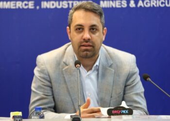 استان البرز حدود ۴۵۰ مگاوات کسری و ناترازی برق دارد که خودمان در بخش خصوصی تا پایان سال ۳۰۰ مگاوات آن را تأمین خواهیم کرد