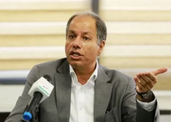 علیرغم آن همه شعار دروغ که وزیر نیرو درباره برق خورشیدی داد امروز تولید برق تجدیدپذیر کشور زیر ۱ درصد است، علی‌آبادی الان باید پاسخگو باشد