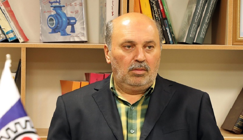 تمام قطعات وارداتی خودرو به صورت قاچاق به کشور می‌آید/ هر کاری می‌کنیم نمی‌توانیم جلوی قاچاق را بگیریم