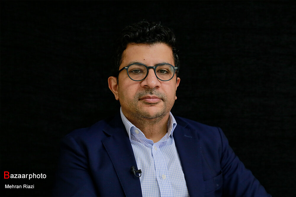 باید بساط هرگونه یارانه ارزی در کشور جمع شود/ به اسم تولید لوازم خانگی، خودرو و موبایل، بنگاه می‌زنند که سهمیه ارزی بگیرند