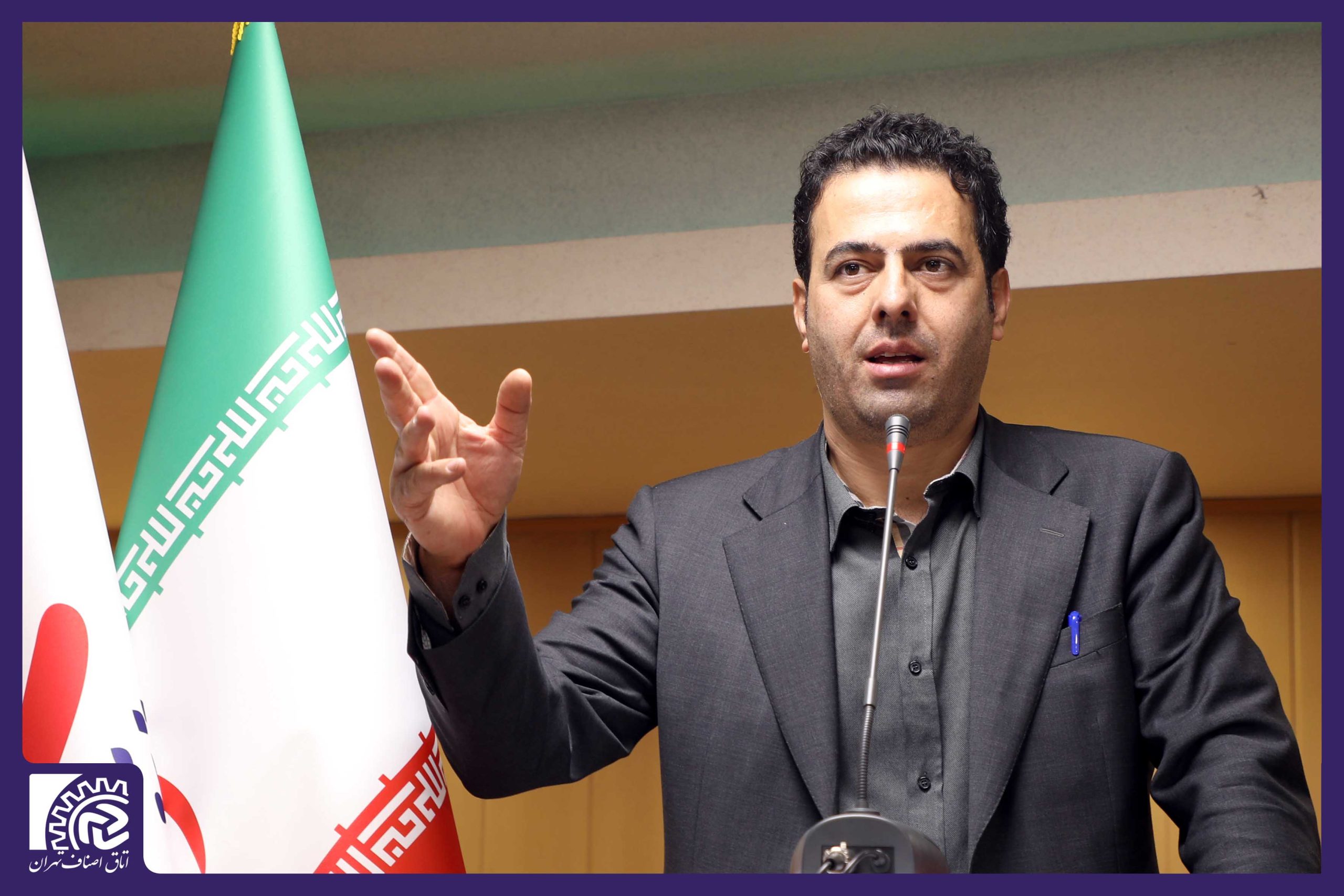 مراجعه مردم به رستوران‌ها نسبت به پارسال ۵۰ درصد کم شده است / قیمت غذا را در یک سال گذشته چند مرتبه بالا بردیم و دیگر مردم تمایلی به حضور در رستوران‌ها ندارند