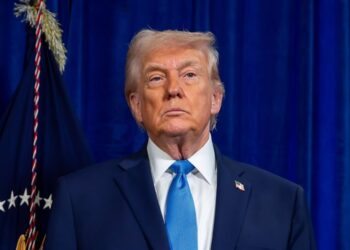 ترامپ: ۳۰ تا ۵۰ میلیون بشکه نفت ونزوئلا را تحویل خواهیم گرفت