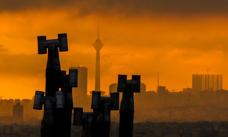 میانگین کیفیت هوا هم اکنون بر روی شاخص ۱۴۹ قرار گرفته و وضعیت هوا نارنجی و ناسالم است