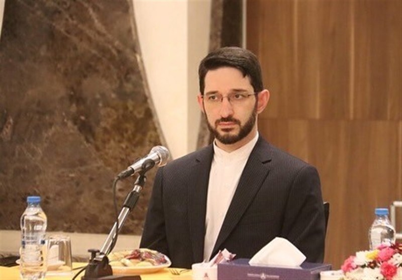 اگر ترامپ احساس کند ایران کاملا دست به ماشه و آماده برای جنگ است قطعا دوباره یک سناریو و بهانه تخیلی می‌آورد و از خلیج فارس عقب‌نشینی می‌کند/ ماجرای ۸۰۰ اعدامی، داستان تخیلی و ساخته و پرداخته ترامپ بود چون از حمله به ایران ترسیده بود و می‌خواست بهانه بیاورد