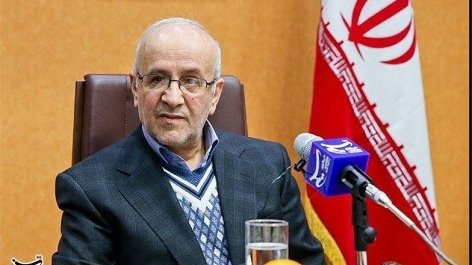قیمت‌ها در بازار به اصطلاح آزاد ارز جعلی است و دارندگان ارز آن را تعیین می‌کنند
