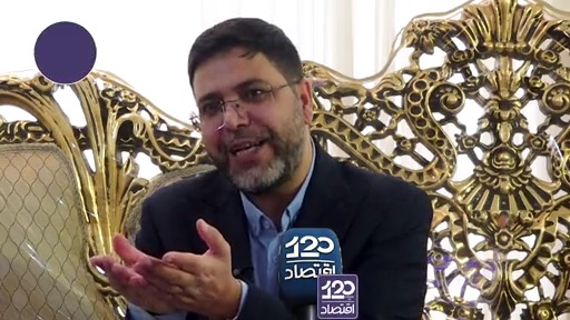 کل ذخایر استراتژیک که ترامپ مدام از آن می‌گوید روزی ۲ میلیون بشکه نفت را جبران می‌کند درحالی که ایران با بستن تنگه هرمز مسیر انتقال روزی ۲۱ میلیون بشکه نفت را مسدود کرده است