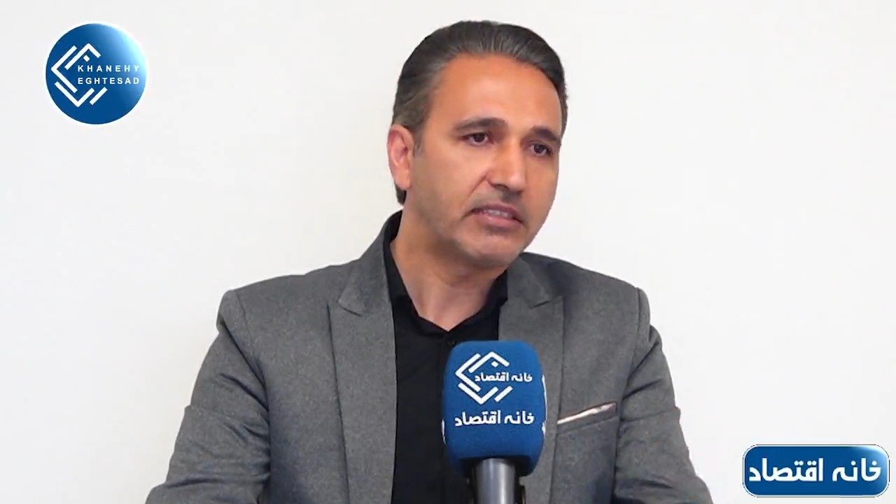 برای دور کردن سایه جنگ از کشور دو امتیاز نقد “تنگه هرمز” و “اورانیوم ۶۰ درصد” باید حفظ شود؛ حواسمان باشد این دو را از دست ندهیم