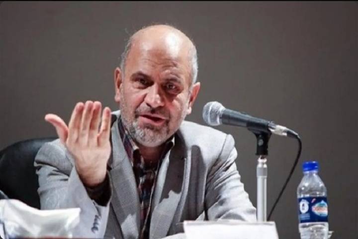 هشدار فرشاد مومنی نسبت به سوءاستفاده دولت پزشکیان از روحانیون برای شوک‌درمانی