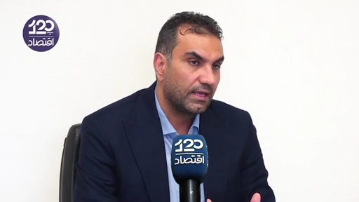 مردم به برخی گزارش‌های دروغ دولتی هم توجه نکنند که می‌گویند بازسازی صنایع ۵ سال زمان می‌برد، ۹۰ درصد صنایع آسیب‌‌دیده از جنگ، همین الان بازسازی شدند و تولید خودشان را آغاز کردند