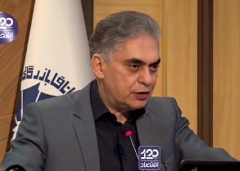 در فرآیند بازگشت ارز صادراتی به گونه‌ای عمل می‌شود که صادرکننده، دولت، بانک مرکزی و قوه قضائیه همه ناراضی و متضرند