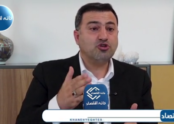 همین پولی که حاصل از فروش نفت به صندوق توسعه ملی می‌دهیم را در بانک‌های چین نگه داریم و به ازای آن از چین پروژه زیرساختی بگیریم