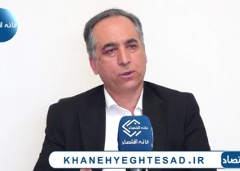 تولیدکنندگان مرغ گوشتی و تخمگذار بعد از حذف ارز ترجیحی به شدت درگیر تامین نقدینگی هستند و دولت هم کمکی به آن‌ها نکرد